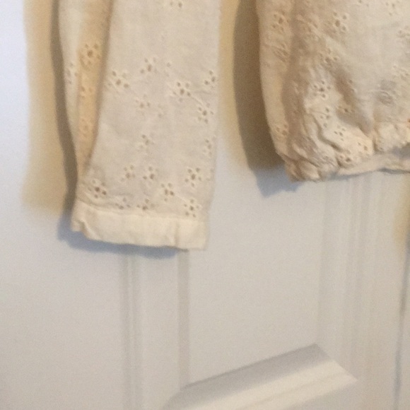 Free People ivory button up top - Picture 6 of 8